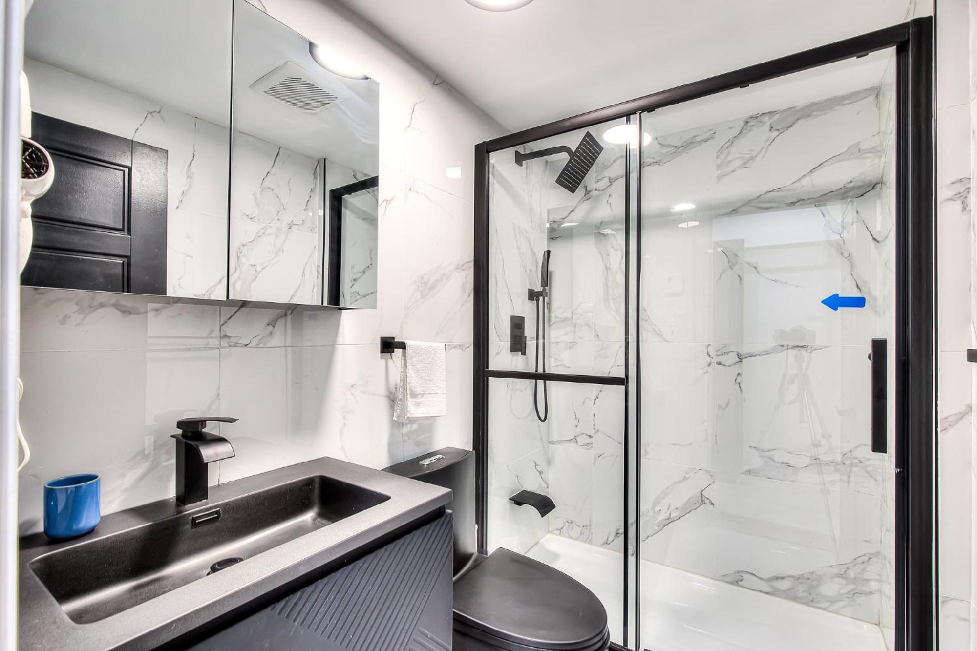 Ndg Dreams! New & Modern 3Br Easy City Life Montréal Eksteriør bilde