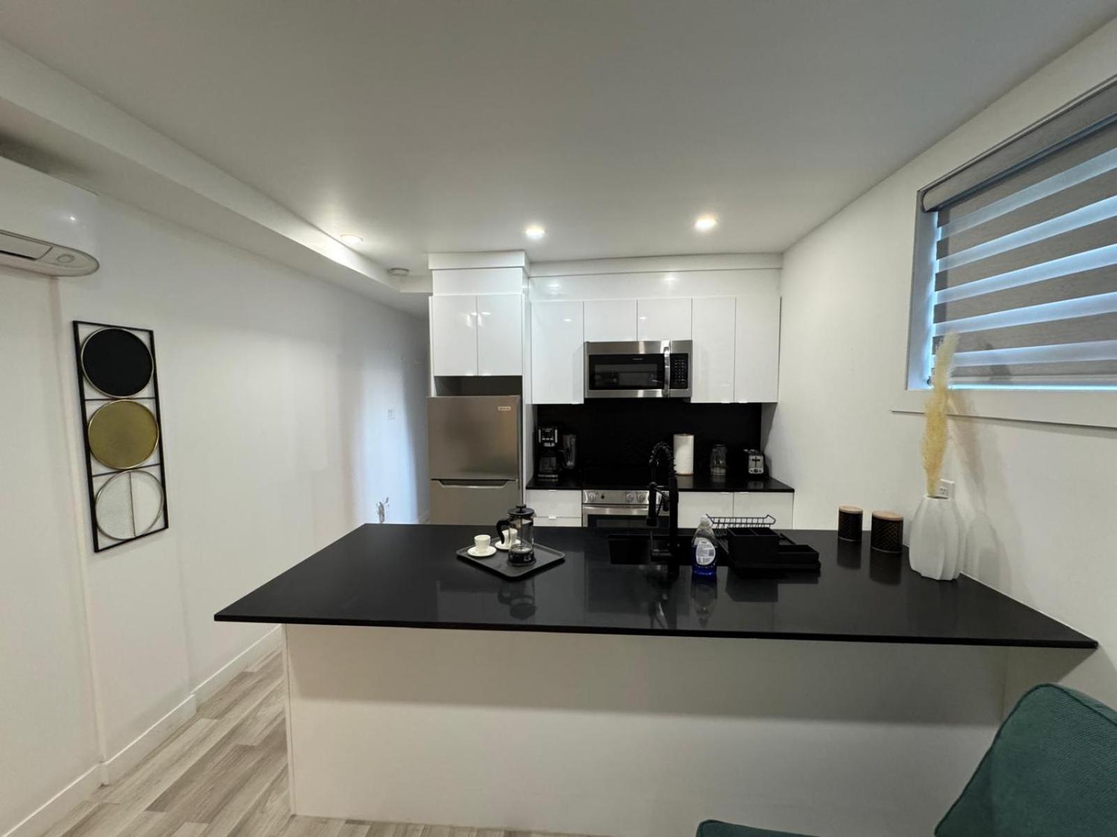 Ndg Dreams! New & Modern 3Br Easy City Life Montréal Eksteriør bilde