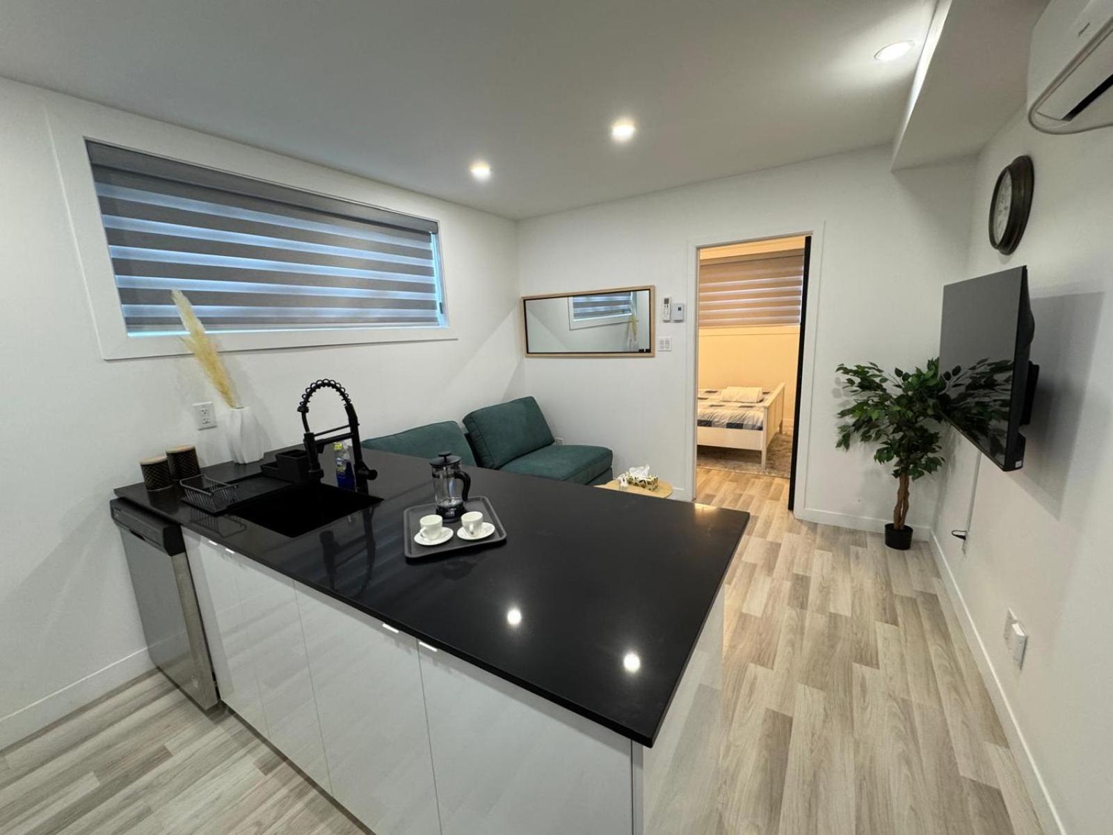 Ndg Dreams! New & Modern 3Br Easy City Life Montréal Eksteriør bilde