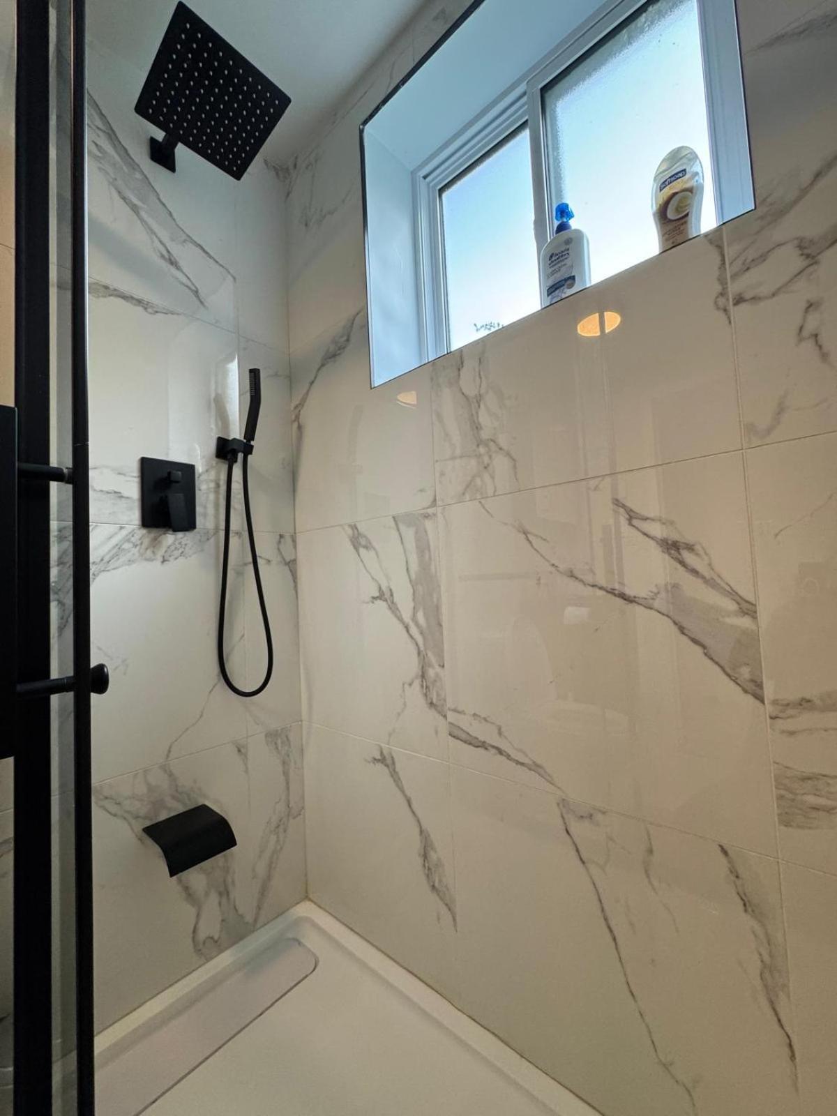 Ndg Dreams! New & Modern 3Br Easy City Life Montréal Eksteriør bilde